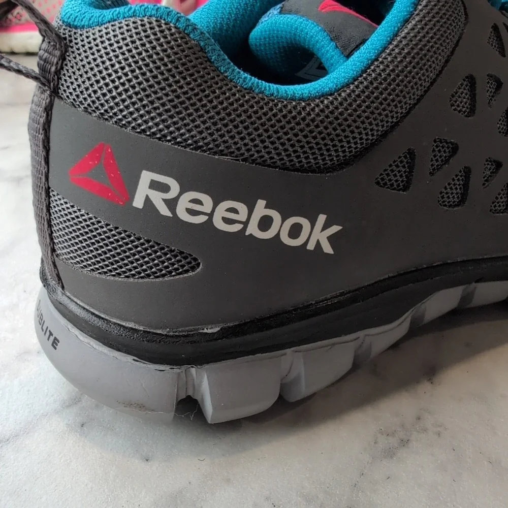 Reebok Women's‎ Size 8 Work Shoe Alloy Toe Rubber Bottom Blue And Gray